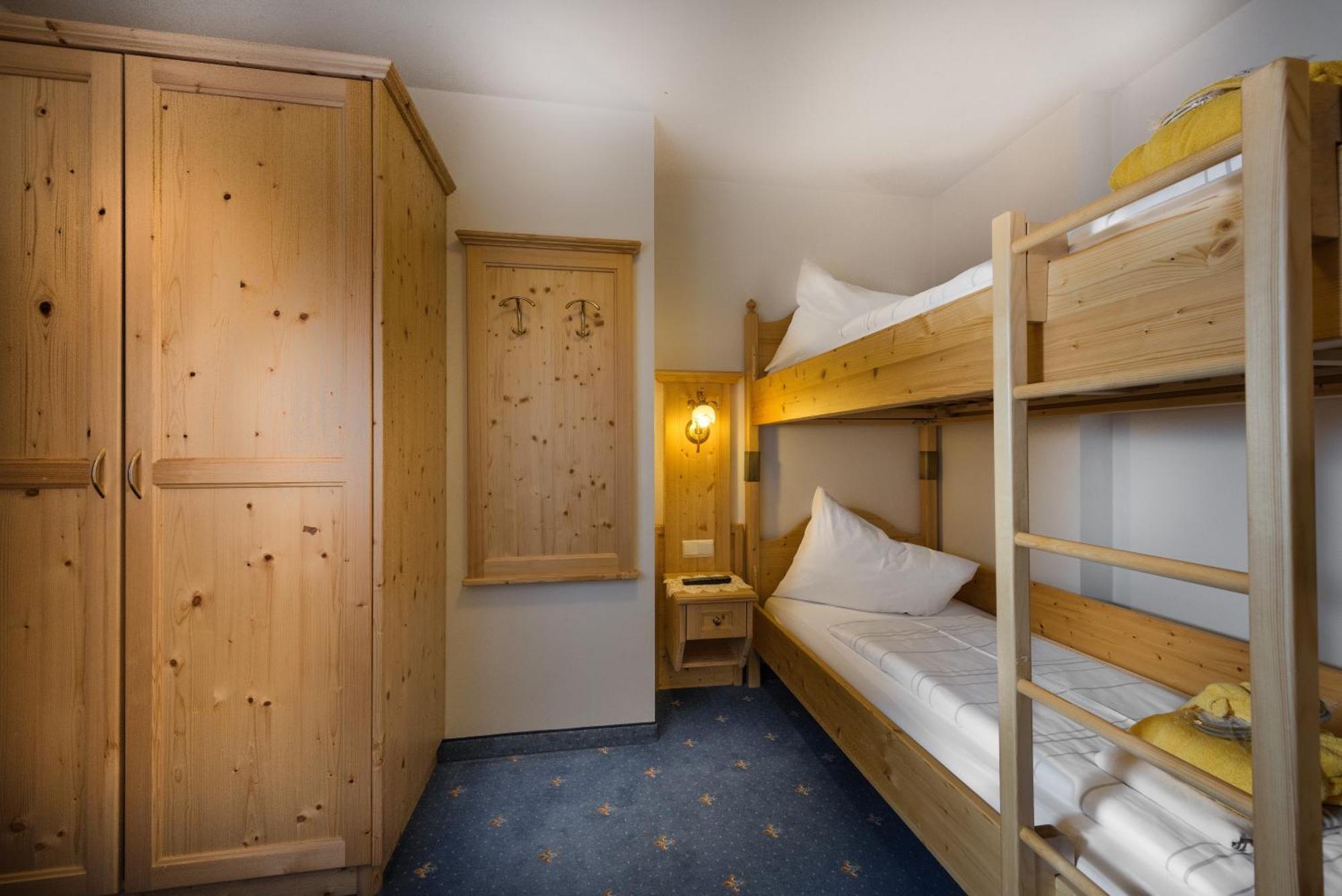 Baerenhotel Olang Room photo